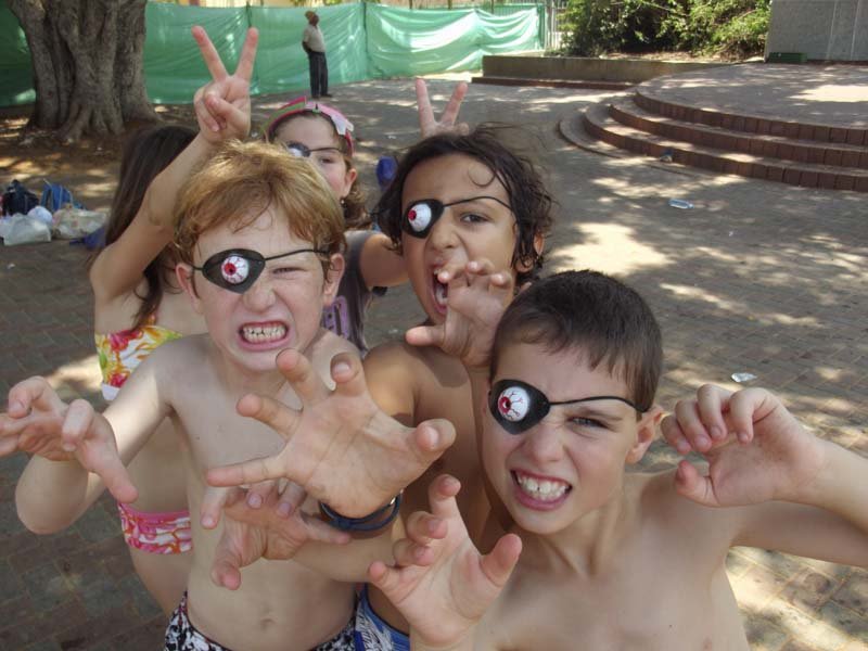 דדילנד2012