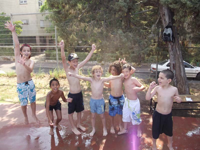 דדילנד2012