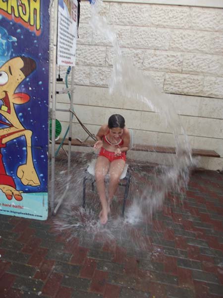 דדילנד2012