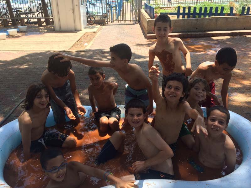דדילנד 2015