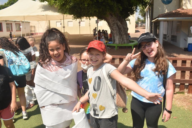 דדילנד 2021